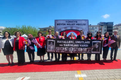CUMHURİYET İLKOKULU’NDA ANLAMLI 23 NİSAN TÖRENİ