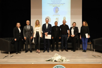 TURİZM HAFTASI KAPSAMINDA KARİYER PANELİNE YOĞUN KATILIM