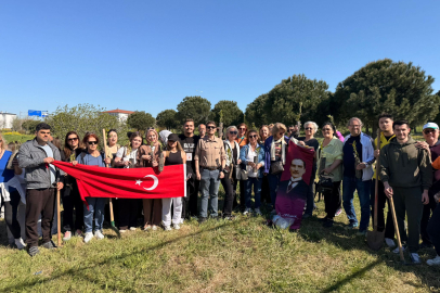 GENERAL BALCI ÇAMLIĞI’NDA 100’DEN FAZLA DEFNE FİDANI TOPRAKLA BULUŞTURULDU