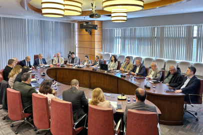 BANDIRMA’DA YAZ SEZONU HAZIRLIKLARI GÖRÜŞÜLDÜ