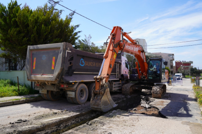 ÇINARLI MAHALLESİ’NDE İÇME SUYU HATTI YENİLENDİ