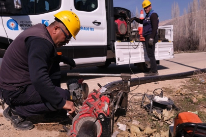 ASAT’tan Elmalı’da asfalt öncesi altyapı yatırımı