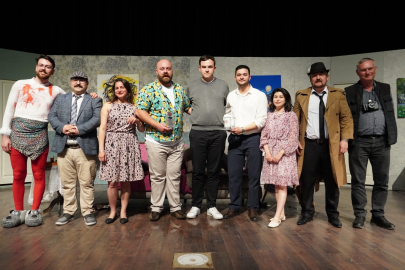SUSURLUK’TA “HAYDİ KARINA KOŞ” OYUNU SAHNELENDİ