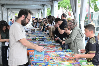 9. Manisa Kitap Fuarı’nda Edebiyat Rüzgarı Esiyor