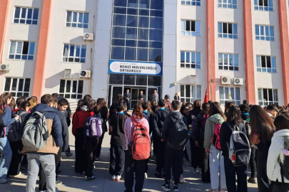 EDREMİT’TE OKULLARA MORAL ZİYARETİ