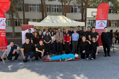 HAYAT KURTARAN DOKUNUŞLAR BALIKESİR LİSESİ'NDE ÖĞRENCİLERLE BULUŞTU