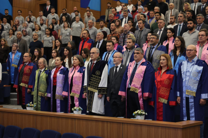 BANÜ’DE AKADEMİK VE İDARİ PERSONEL İÇİN BELGE TAKDİM TÖRENİ