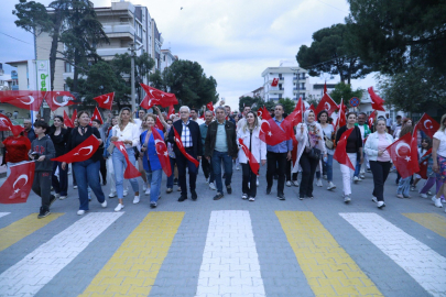 BURHANİYE’DE 19 MAYIS FENER ALAYI COŞKUSU