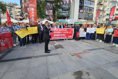 CHP BANDIRMA İLÇE ÖRGÜTÜ’NDEN DEMOKRASİ VURGULU YÜRÜYÜŞ