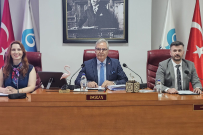 BANDIRMA BELEDİYE MECLİSİ'NDE ARAZİ SATIŞLARI GÜNDEME GELDİ
