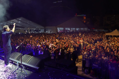 Isparta Uluslararası Gül Festivalinde Müzik Şöleni