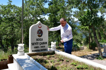ŞEN, SEYİT ONBAŞI’NIN KABRİ VE MÜZESİNİ ZİYARET ETTİ