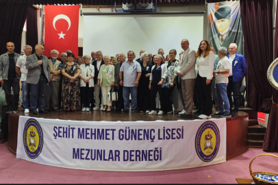 ŞEHİT MEHMET GÜNENÇ LİSESİ MEZUNLARI YILLAR SONRA BİR ARAYA GELDİ