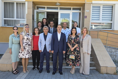 KAYMAKAM AKSAKAL’DAN EKPSS BAŞARISINA TEBRİK ZİYARETİ